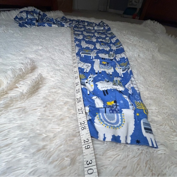 Adult Hanukkah pajama set, cotton knit top & pants with llama print -size M-NWOT - Picture 13 of 16